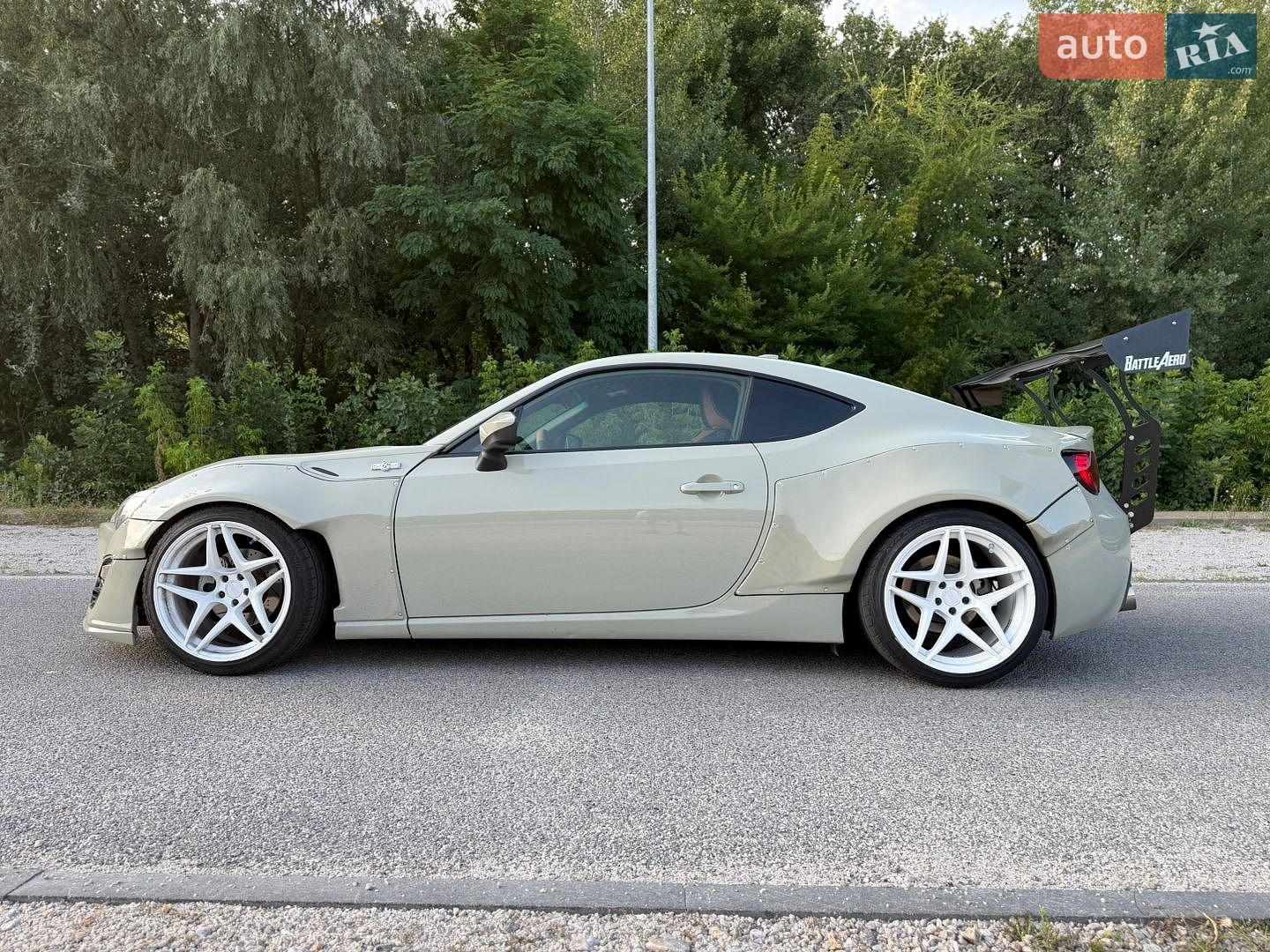 Scion FR-S 2016 VIN JF1ZNAA10G9706712 фото оголошення 9 з 28