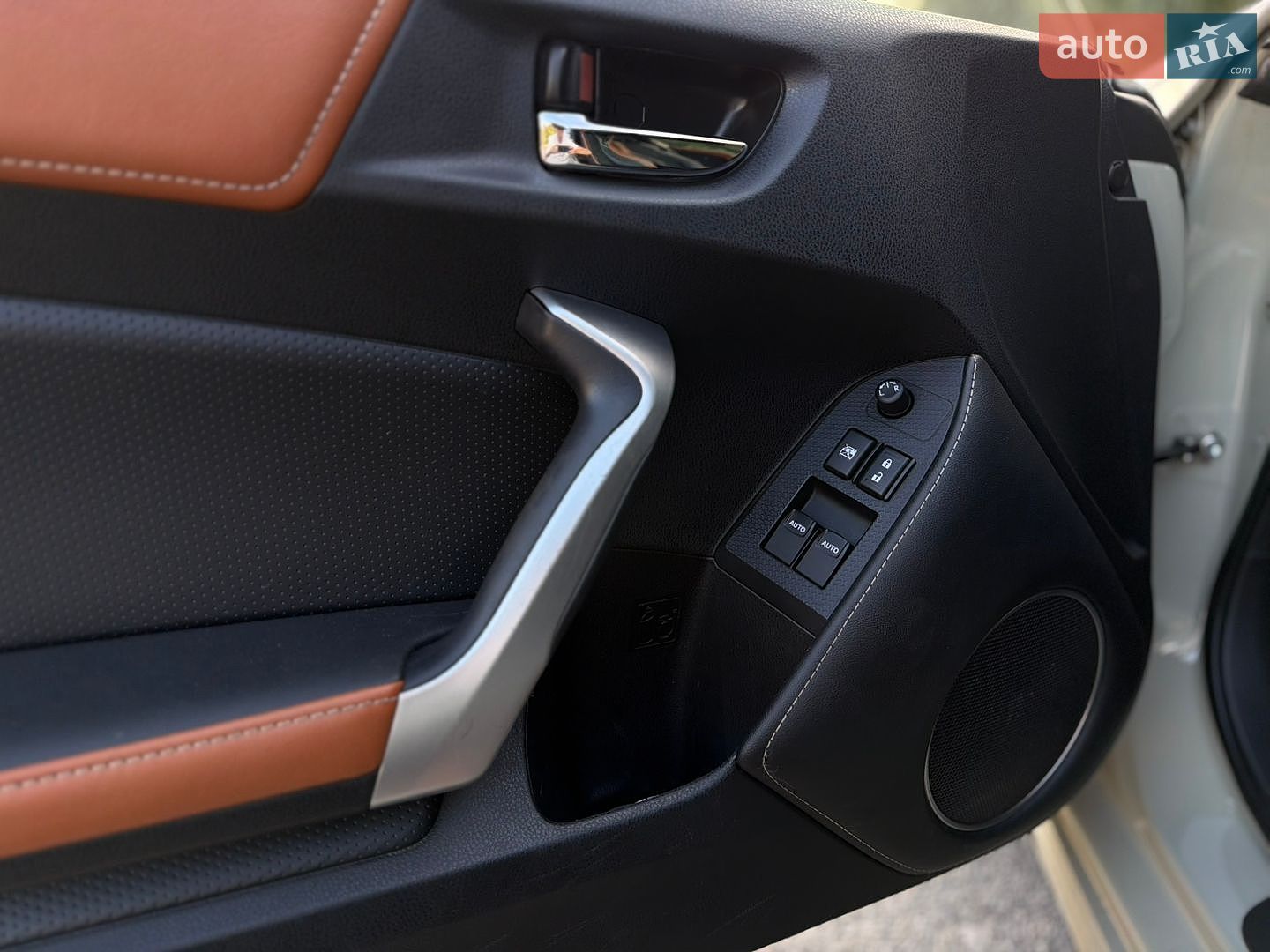 Scion FR-S 2016 VIN JF1ZNAA10G9706712 фото оголошення 19 з 28