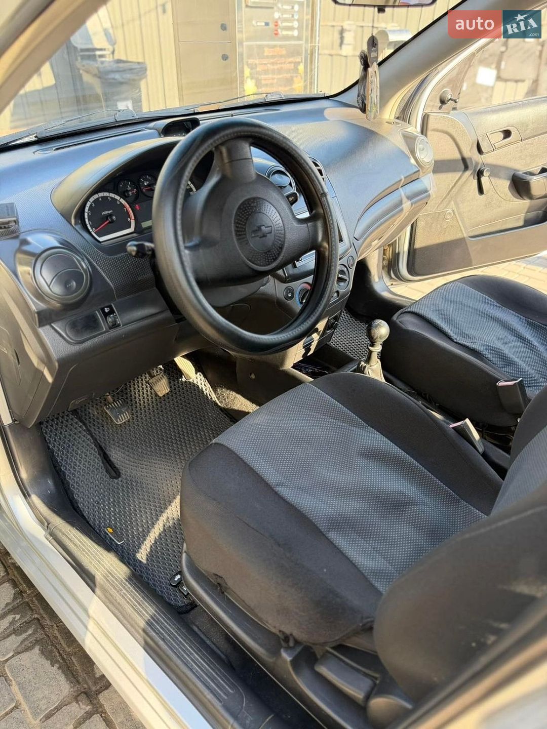 Chevrolet Aveo 2008 VIN Y6DSF69YE8W008494 фото оголошення 28 з 31