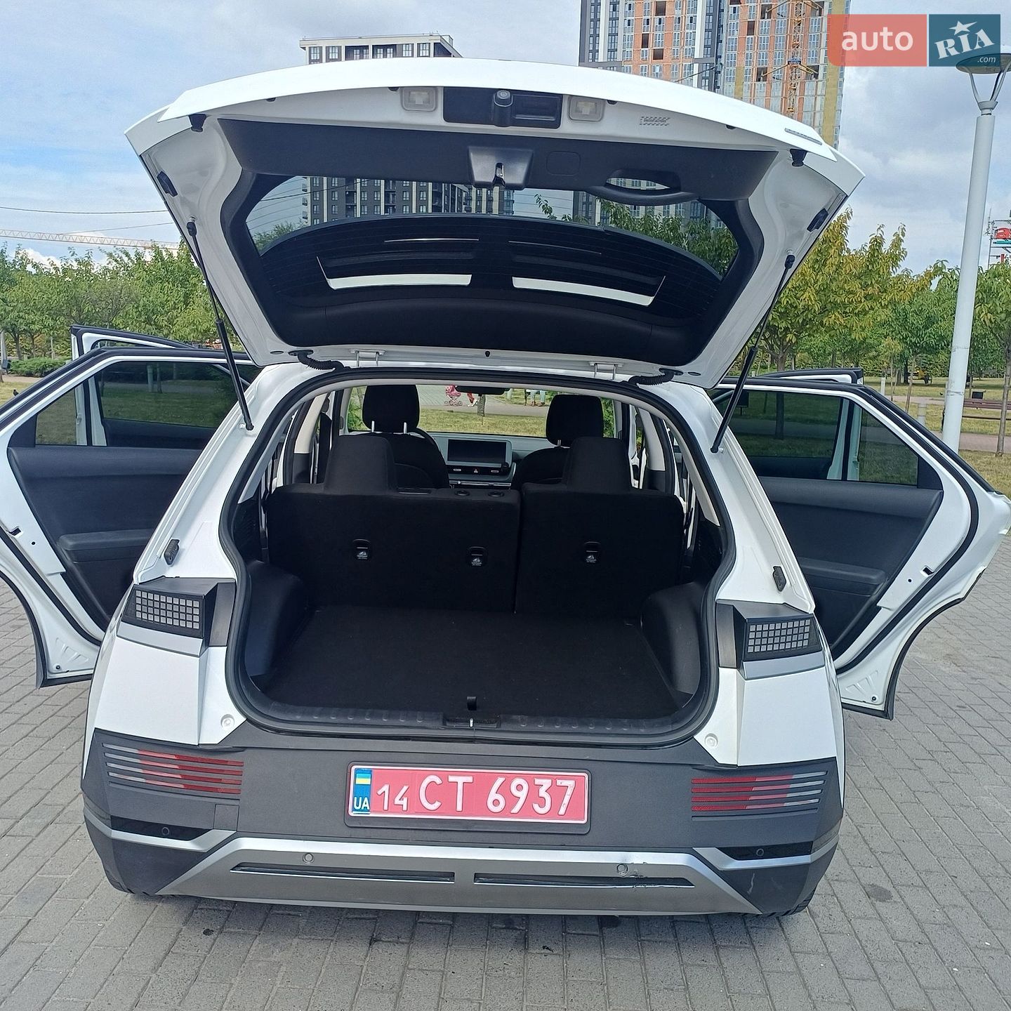 Hyundai Ioniq 5 2023 VIN KM8KMDDF1RU276093 фото оголошення 8 з 20
