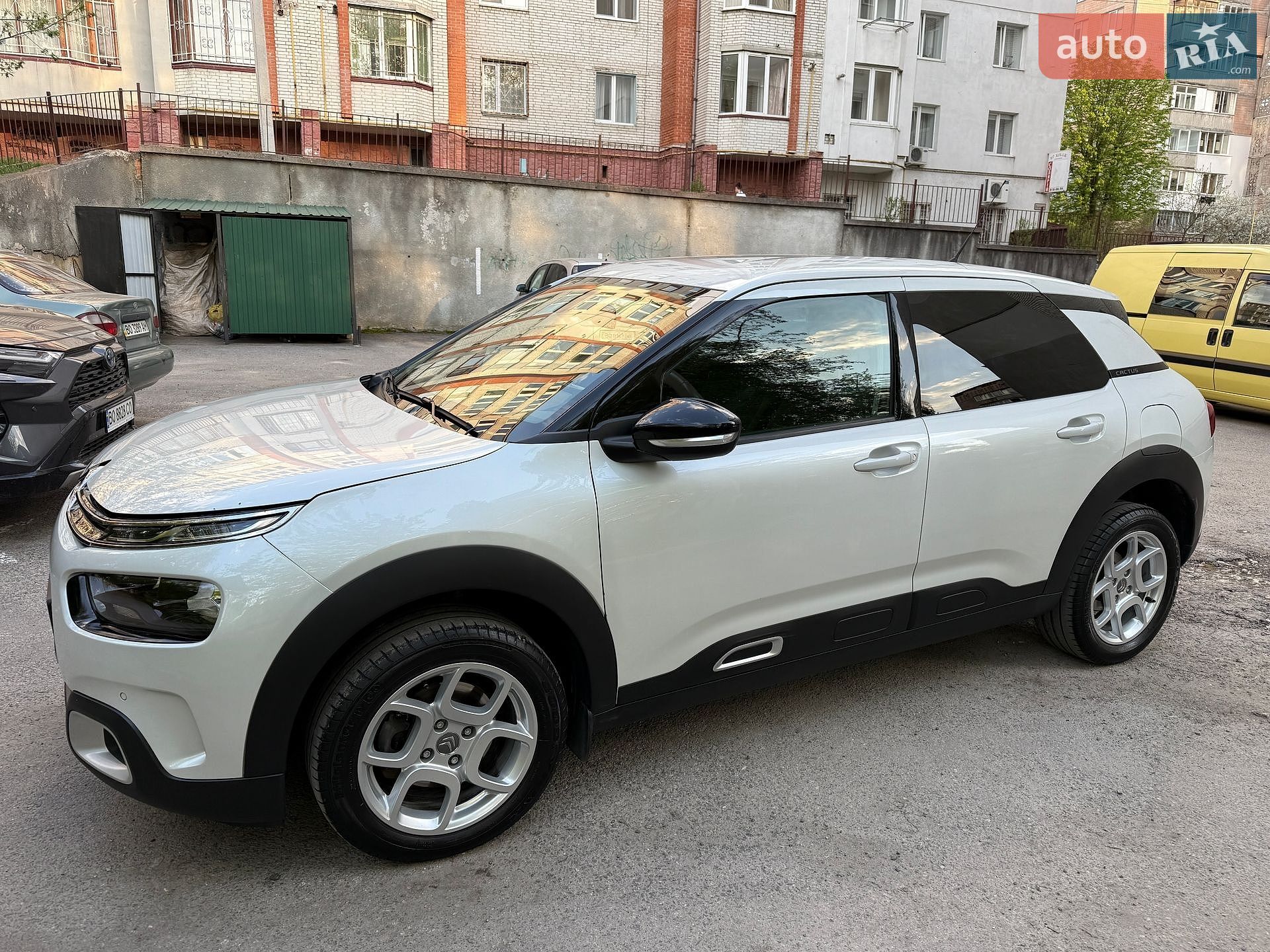 Citroen C4 Cactus 2020 VIN VF70BYHXXLE503805 фото оголошення 3 з 23