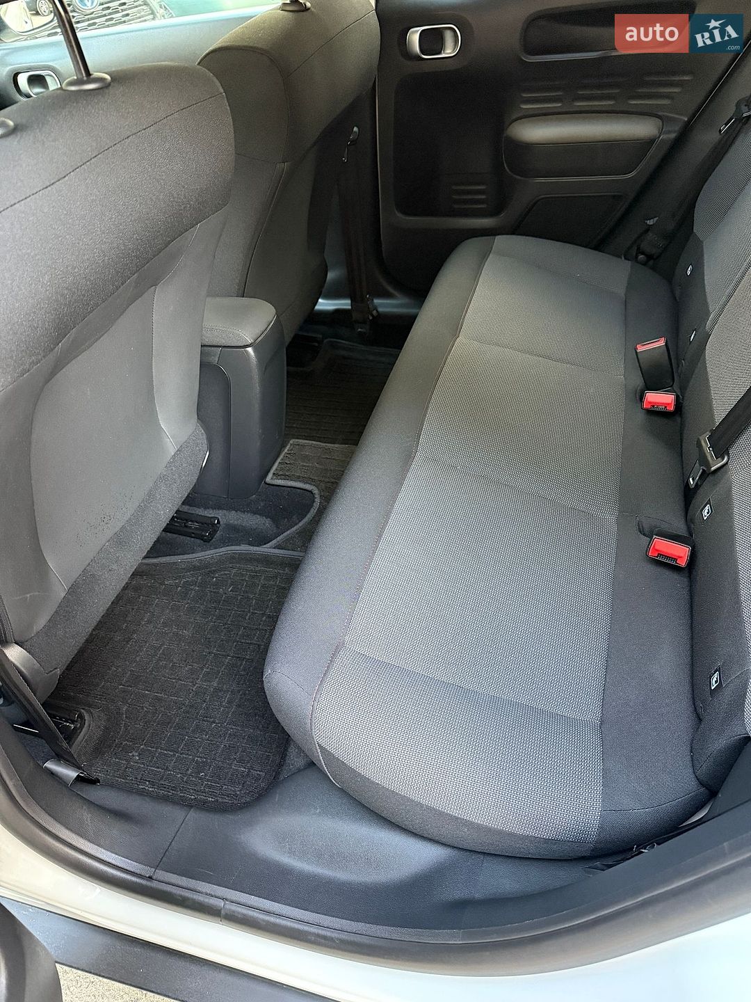 Citroen C4 Cactus 2020 VIN VF70BYHXXLE503805 фото оголошення 14 з 23