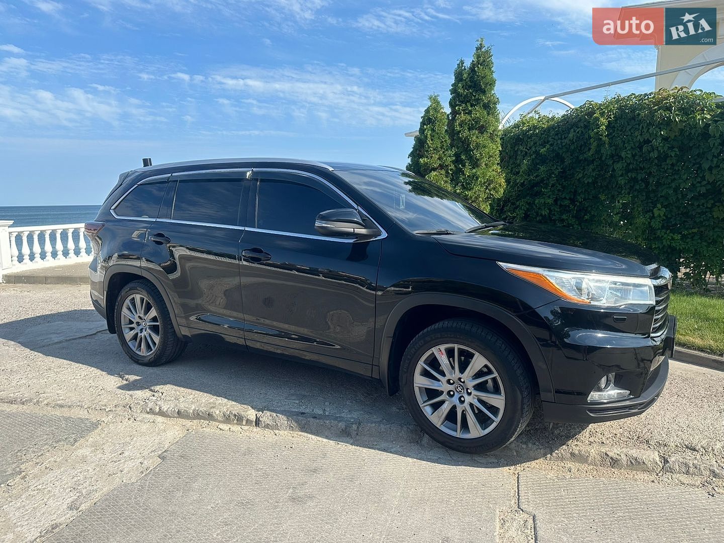 Toyota Highlander 2014 VIN 5TDDKRFH90S047411 фото оголошення 2 з 30