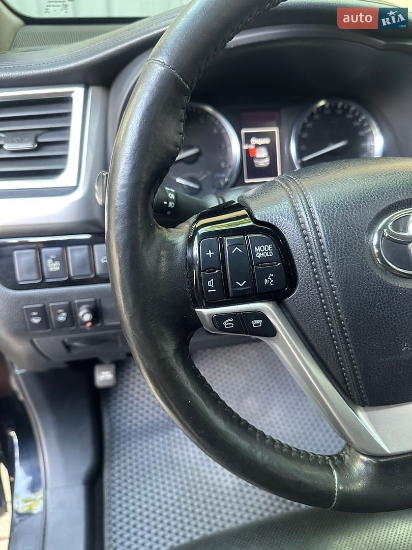 Toyota Highlander 2014 VIN 5TDDKRFH90S047411 фото оголошення 22 з 30