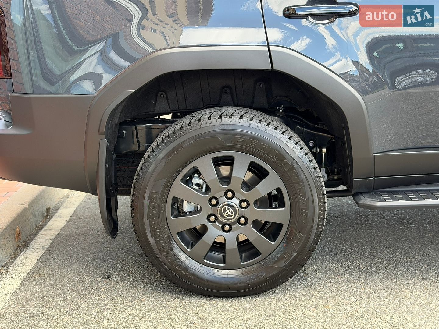 Toyota Land Cruiser Prado 2025 VIN JTEAR3AJ80K037588 фото оголошення 15 з 52