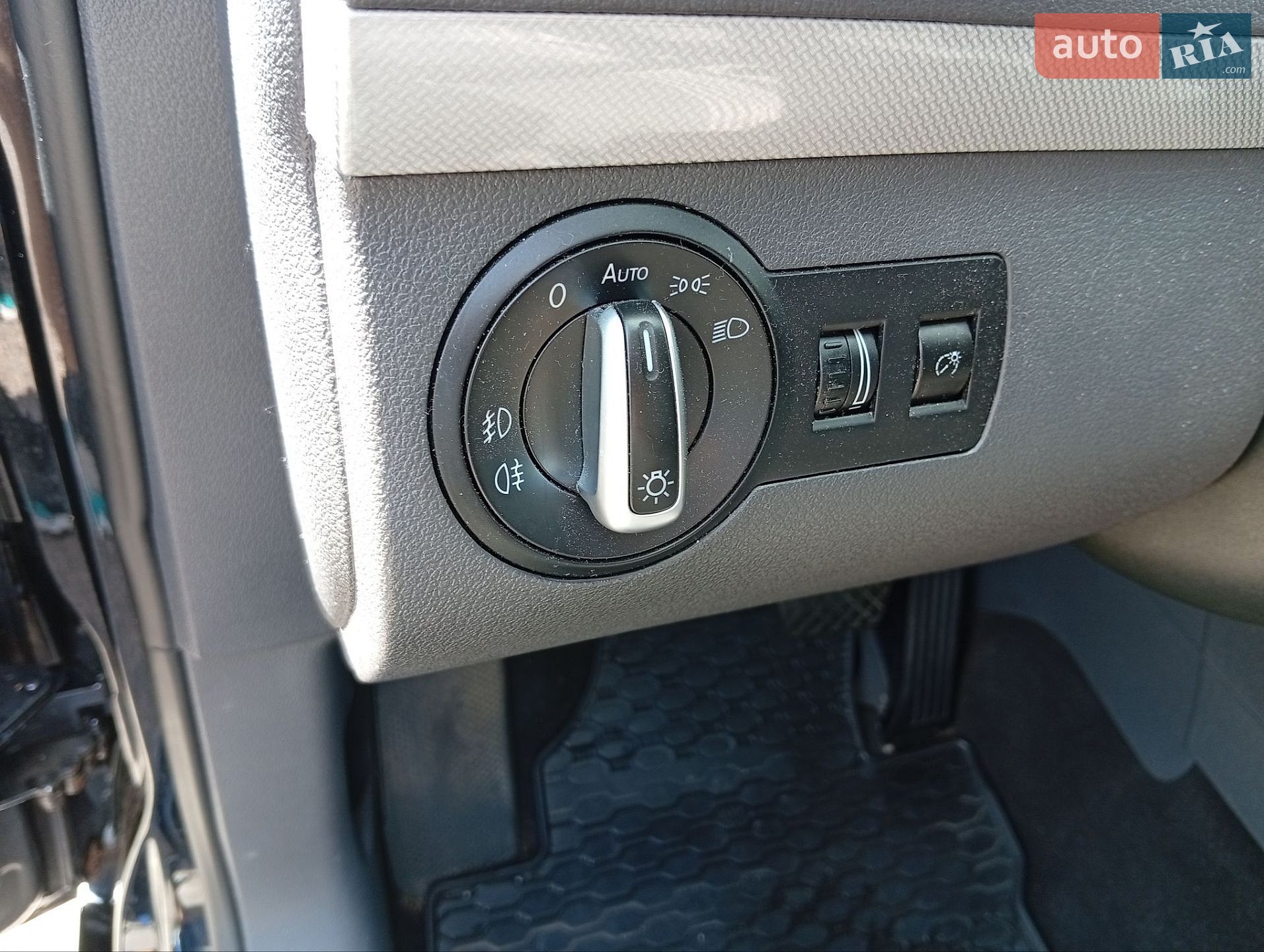 Volkswagen Touran 2012 VIN WVGZZZ1TZDW004375 фото оголошення 35 з 56