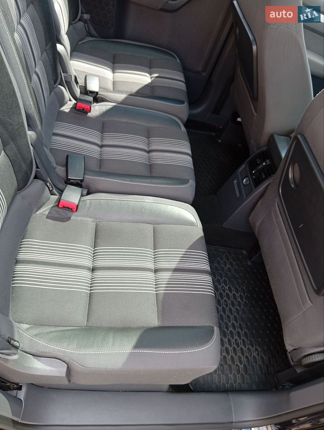 Volkswagen Touran 2012 VIN WVGZZZ1TZDW004375 фото оголошення 48 з 56
