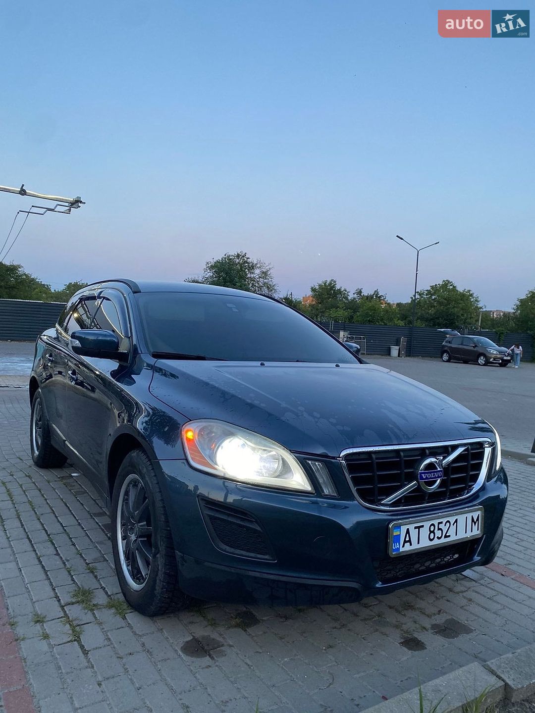 Volvo XC60 2010 VIN YV1DZ8056B2140457 фото оголошення 3 з 6