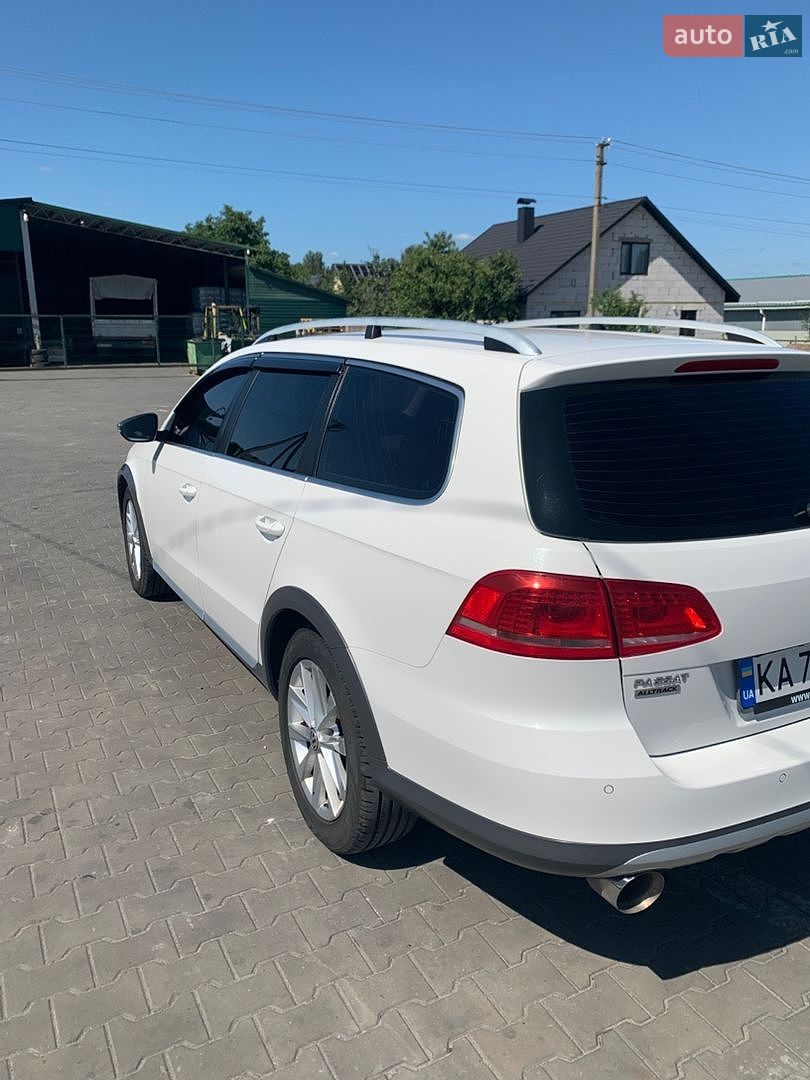 Volkswagen Passat 2013 VIN WVWZZZ3CZEE018192 фото оголошення 3 з 17