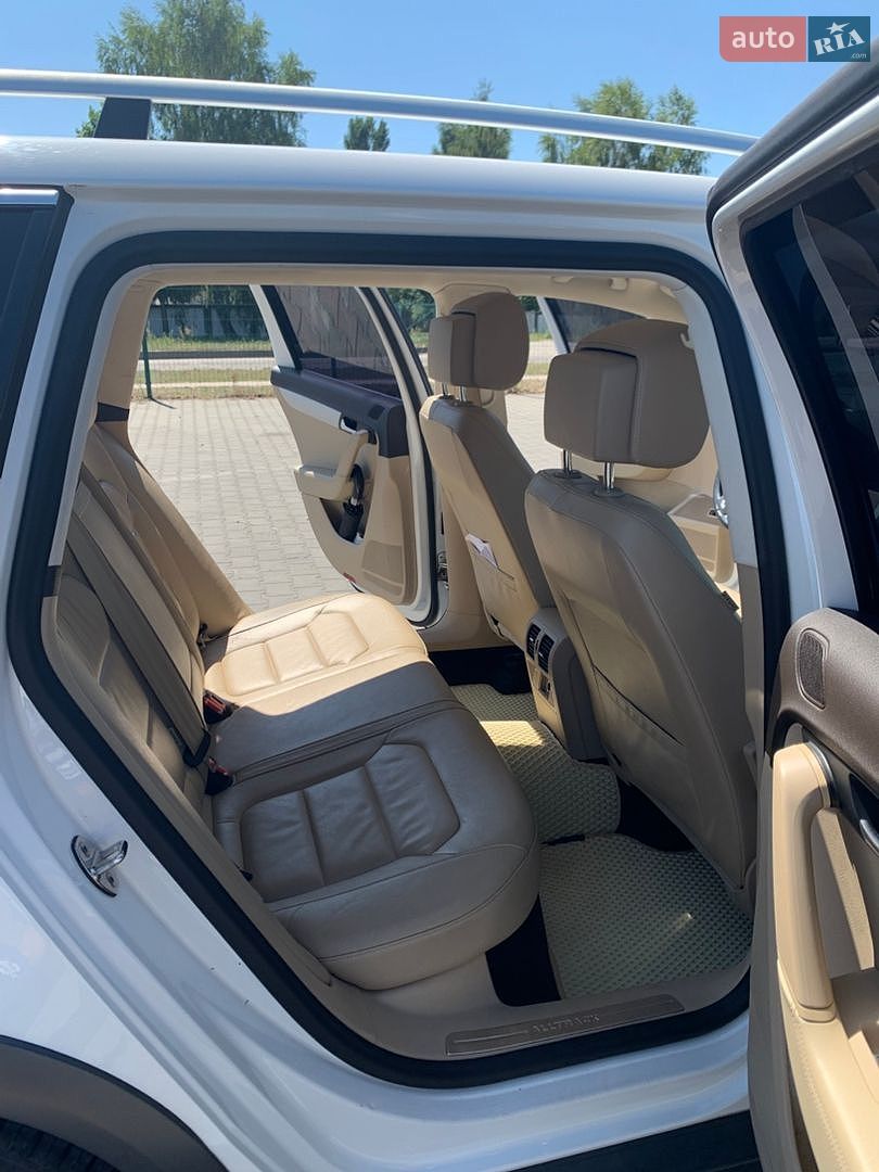 Volkswagen Passat 2013 VIN WVWZZZ3CZEE018192 фото оголошення 12 з 17