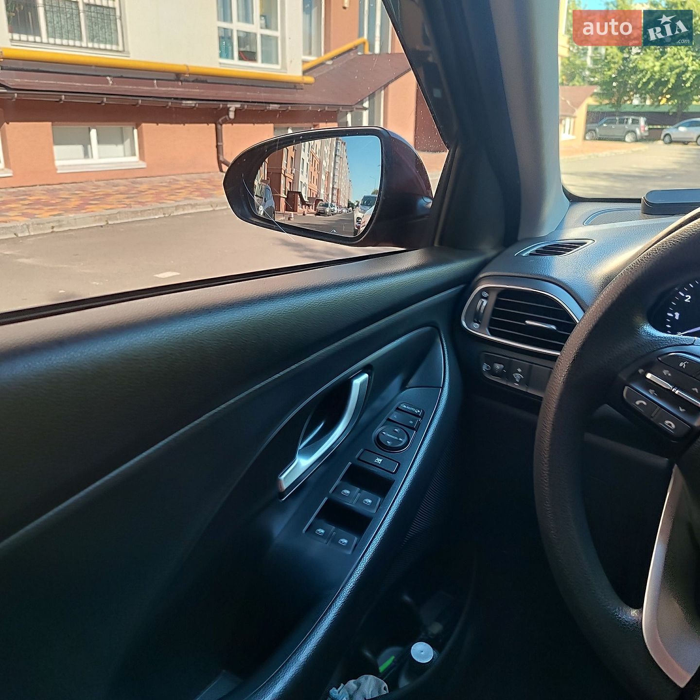 Hyundai i30 2021 VIN TMAH351CBNJ166456 фото оголошення 13 з 19