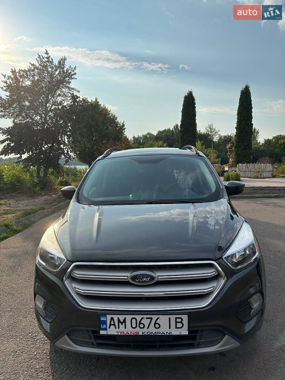 Ford Escape 2018 VIN 1FMCU9GD4JUC73916 фото оголошення 11 з 13