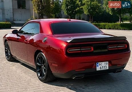 Dodge Challenger 2019 VIN 2C3CDZAGXKH716747 фото оголошення 6 з 16