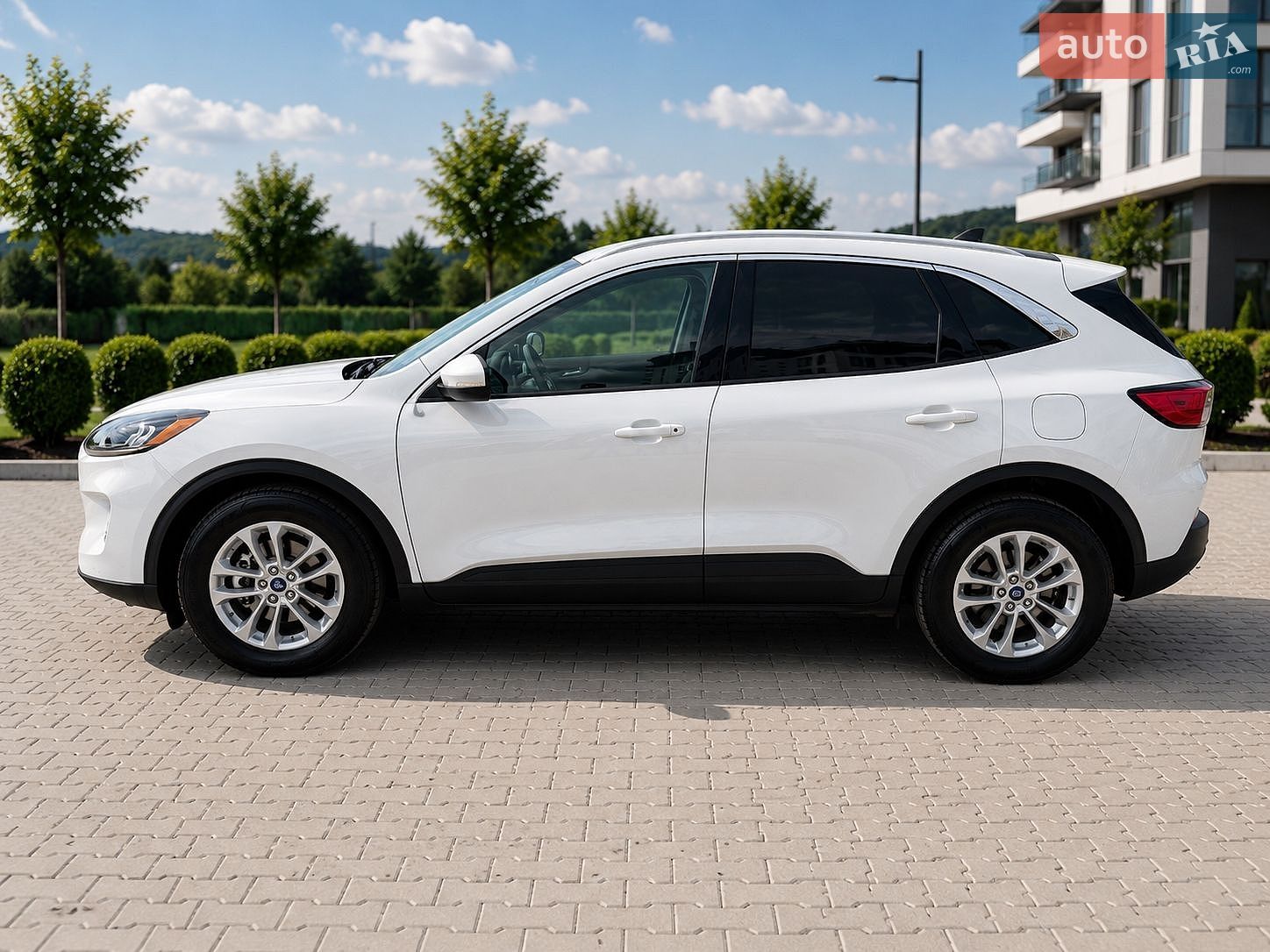 Ford Escape 2020 VIN 1FMCU0G66LUC04788 фото оголошення 5 з 26