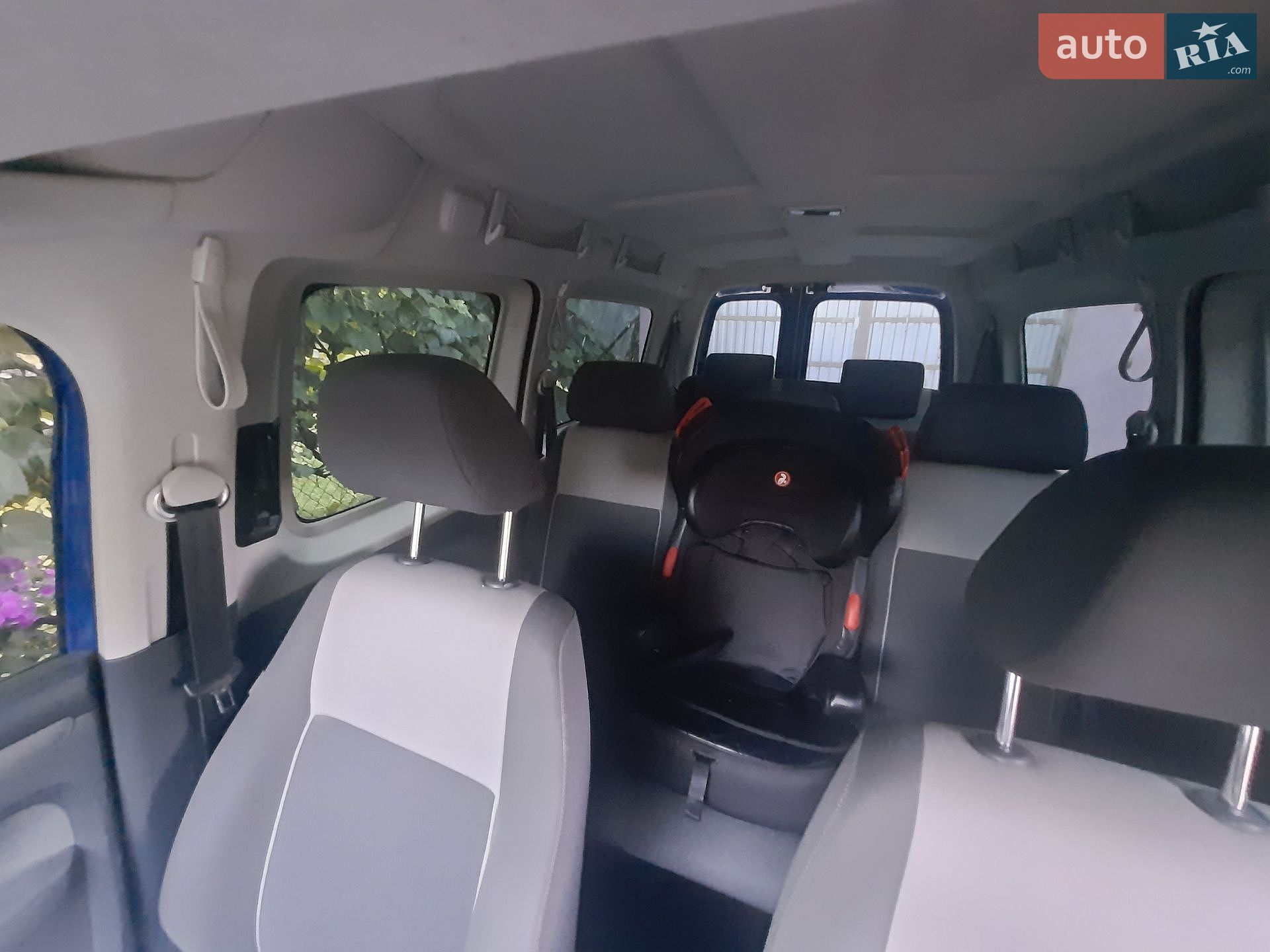 Volkswagen Caddy 2010 VIN WV2ZZZ2KZBX216384 фото оголошення 2 з 7
