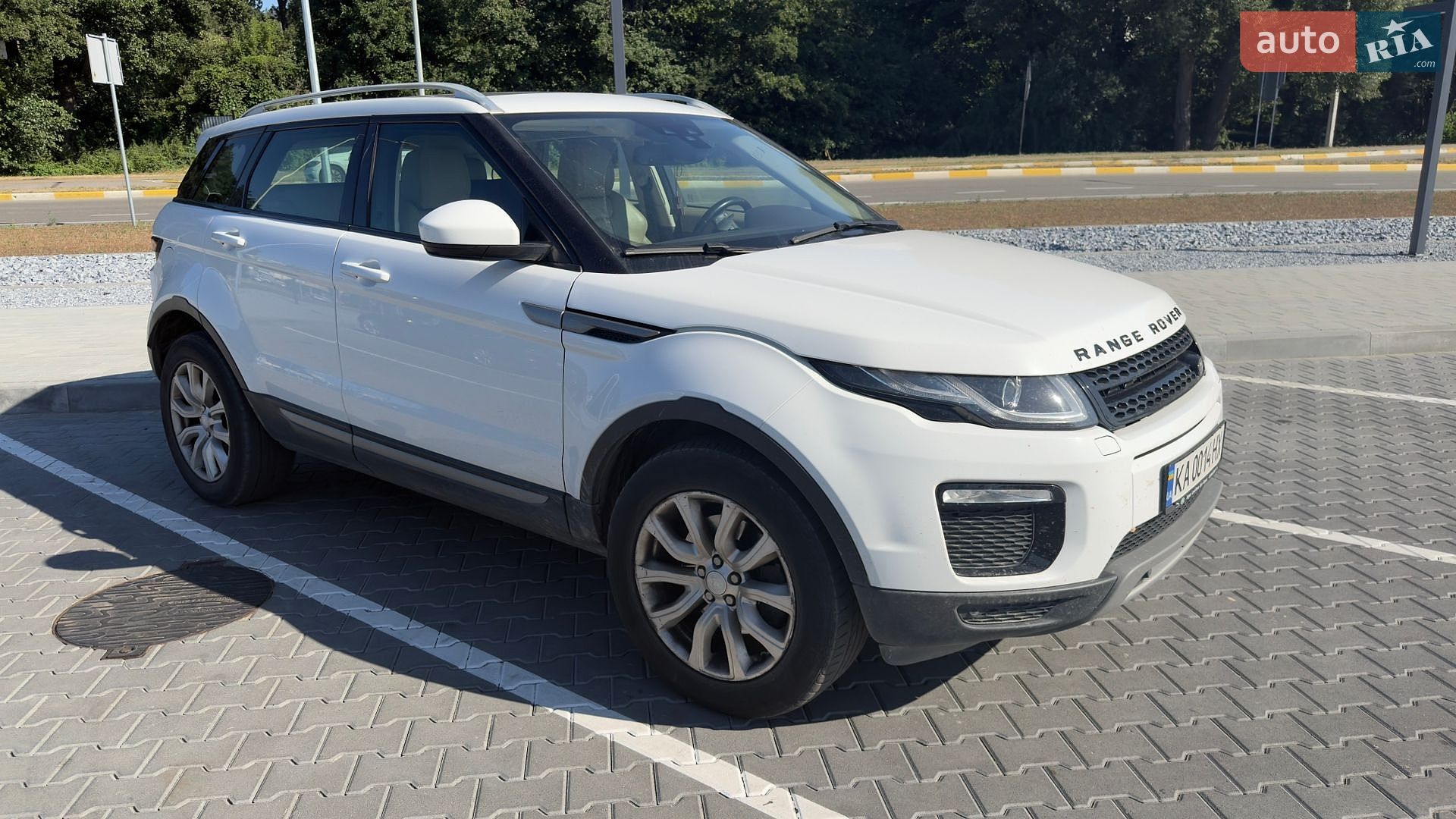 Land Rover Range Rover Evoque 2018 VIN SALVA2BN7KH339942 фото оголошення 4 з 10