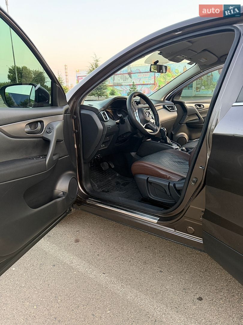 Nissan Qashqai 2017 VIN SJNFDAJ11U2199244 фото оголошення 2 з 22