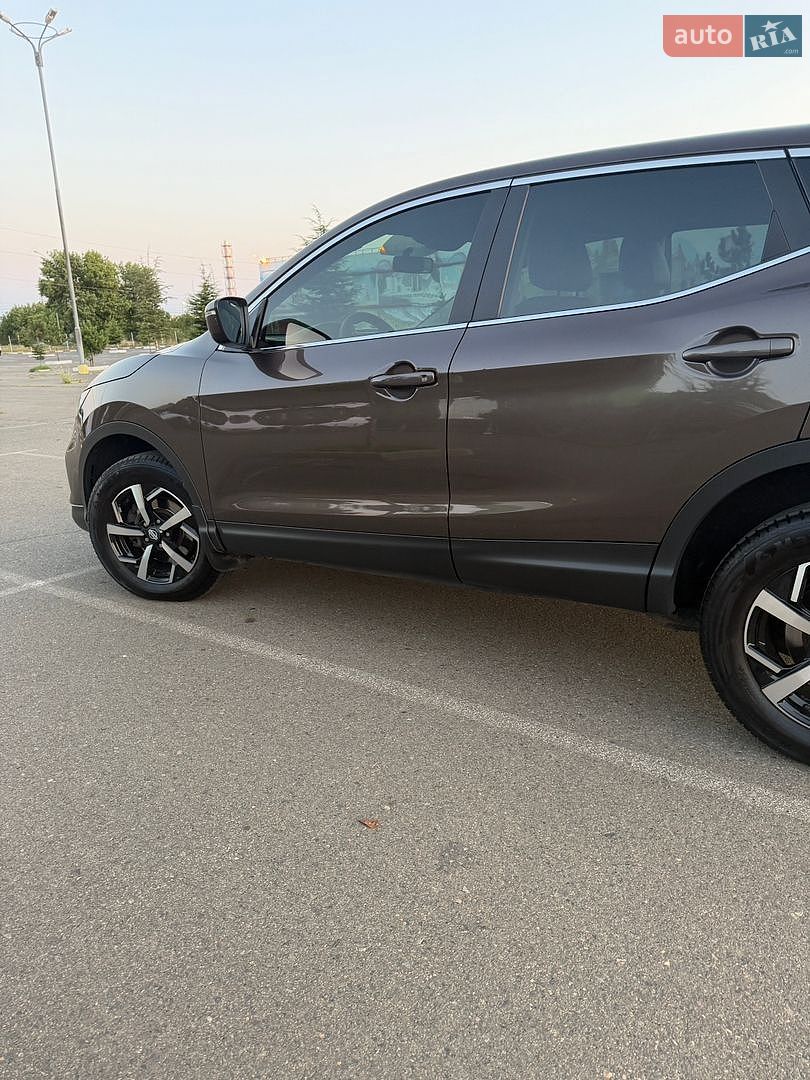 Nissan Qashqai 2017 VIN SJNFDAJ11U2199244 фото оголошення 3 з 22