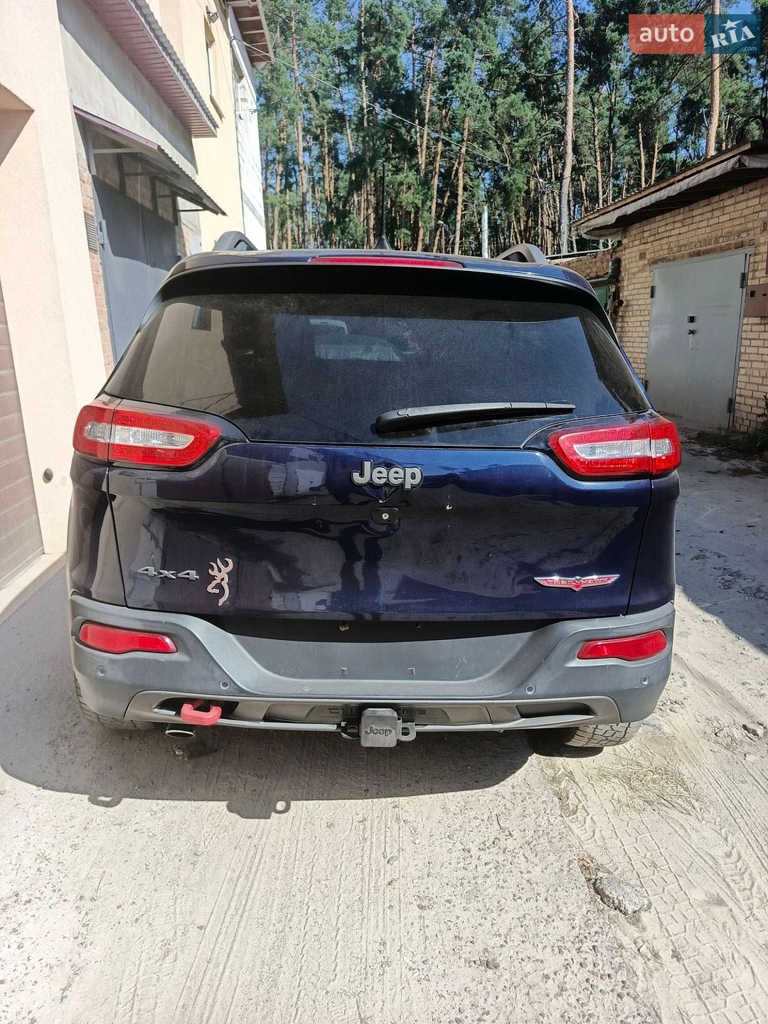 Jeep Cherokee 2016 VIN 1C4PJMBB2GW100111 фото оголошення 9 з 18
