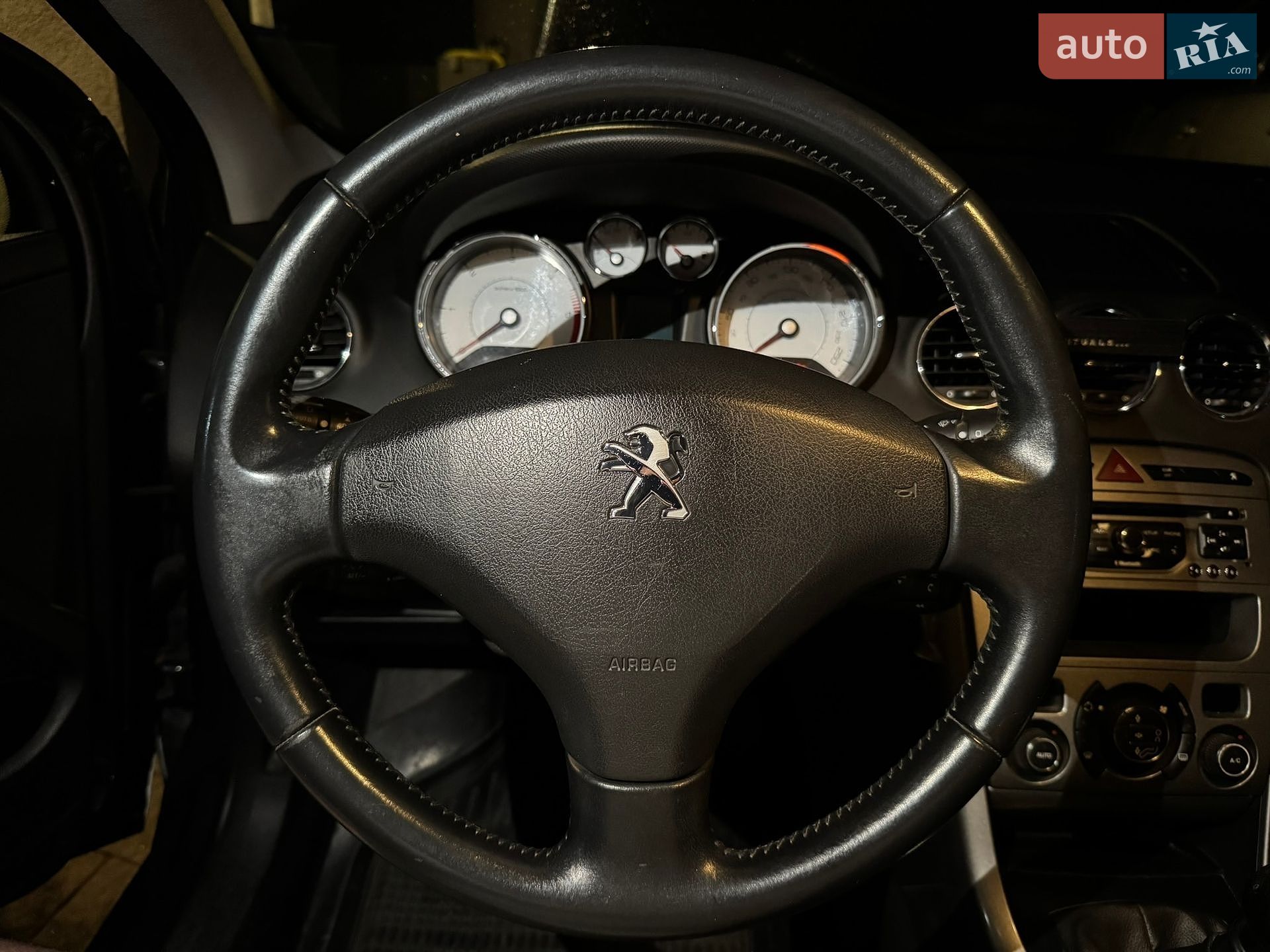 Peugeot 308 2012 VIN VF34C9HR8CS261433 фото оголошення 14 з 16