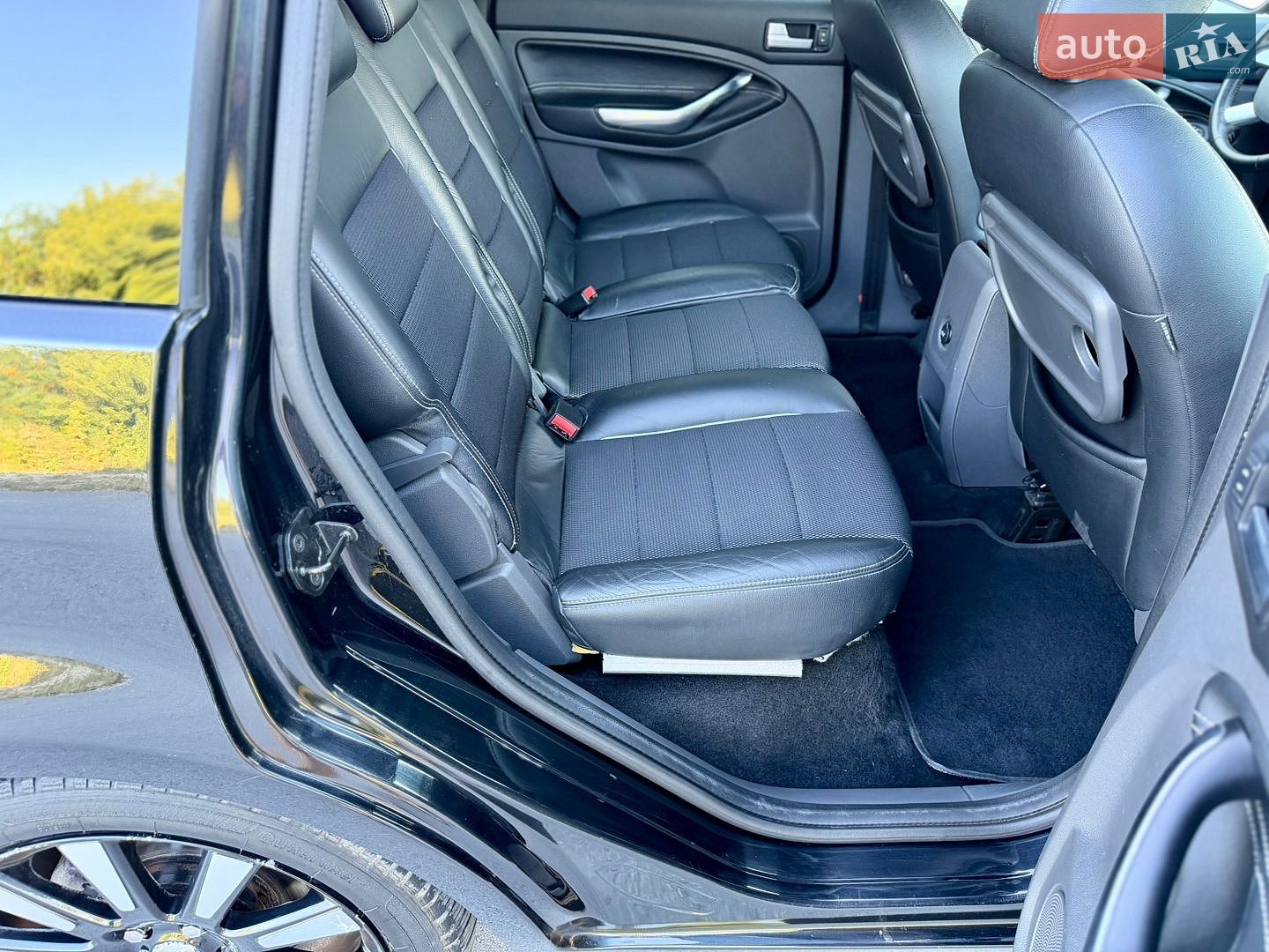 Ford C-Max 2009 VIN WF0EXXGCDE9M03961 фото оголошення 50 з 79