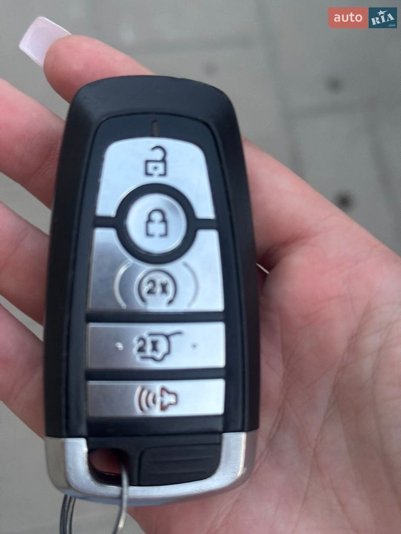 Ford Escape 2020 VIN 1FMCU9J9XLUB59961 фото оголошення 15 з 15