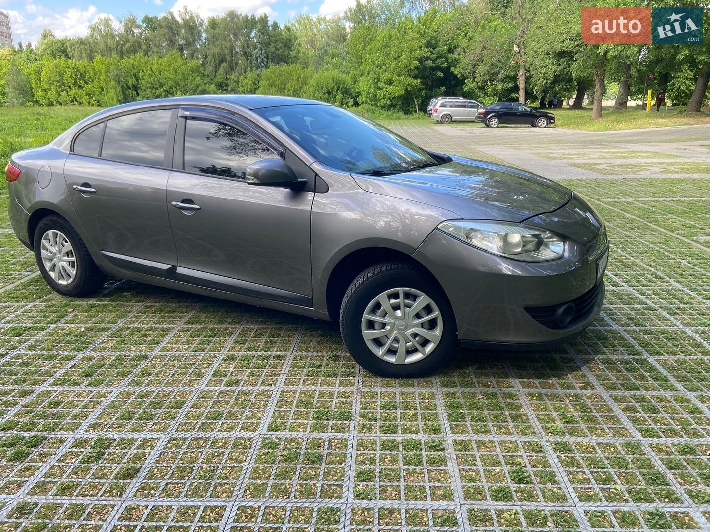 Renault Fluence 2011 VIN VF1LZBR0A46356996 фото оголошення 3 з 33