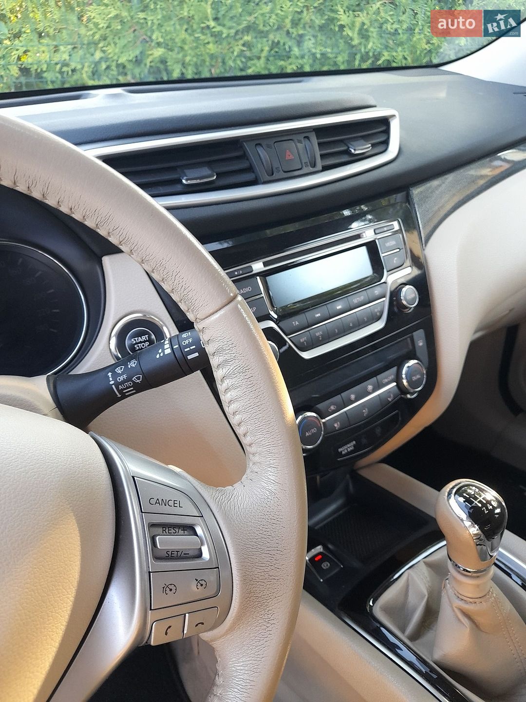 Nissan X-Trail 2015 VIN JN1TCAT32U0014725 фото оголошення 39 з 63