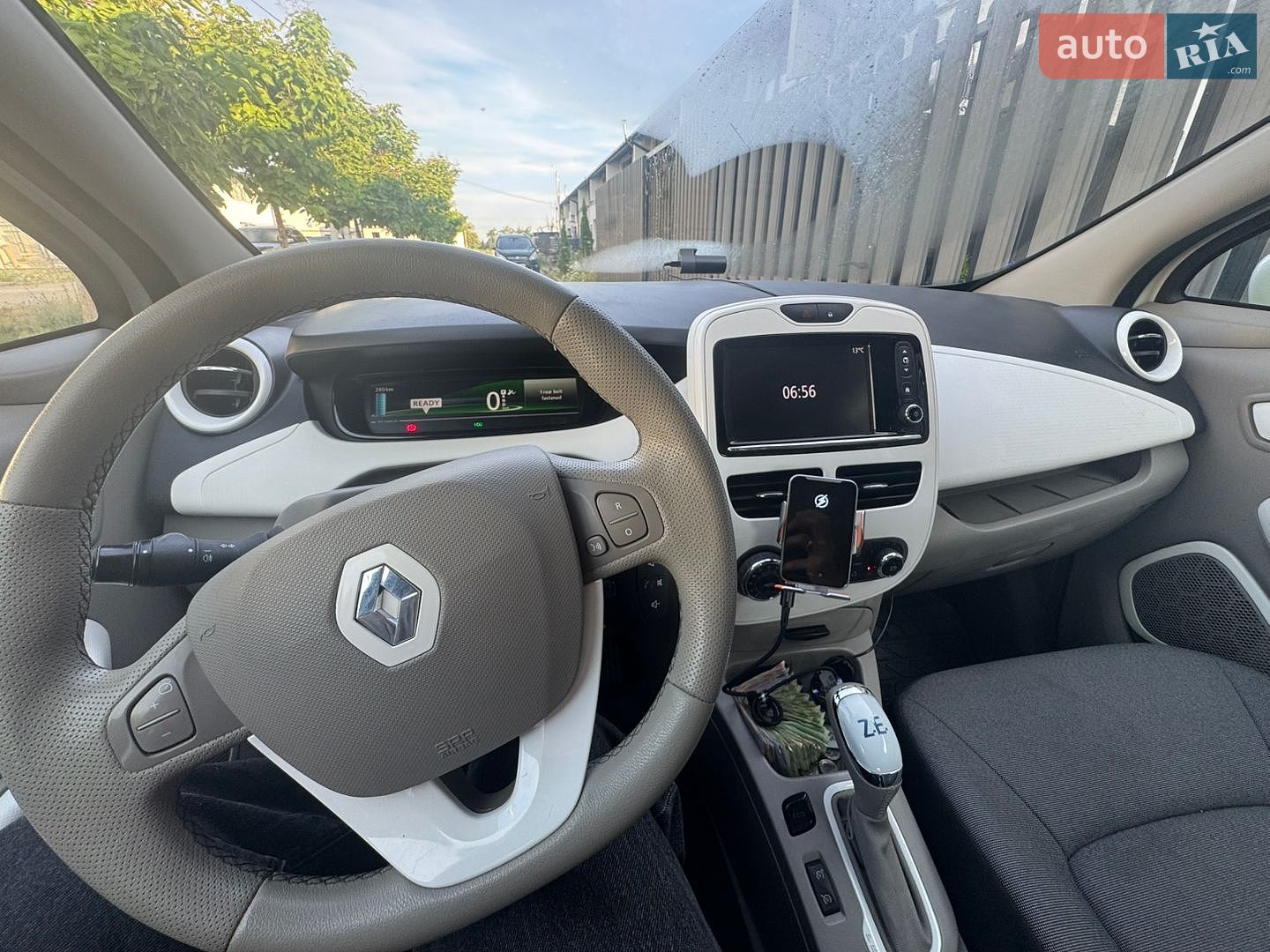 Renault Zoe 2019 VIN VF1AG000363004324 фото оголошення 21 з 22