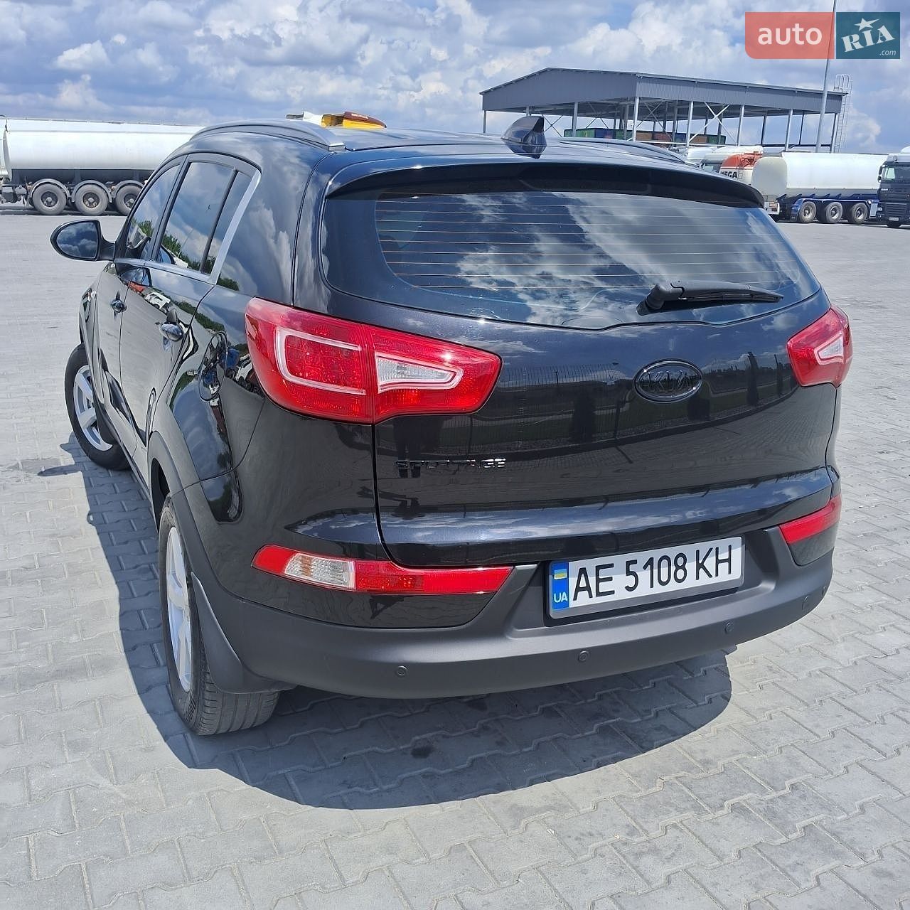 Kia Sportage 2011 VIN U5YPB811ACL137246 фото оголошення 2 з 8
