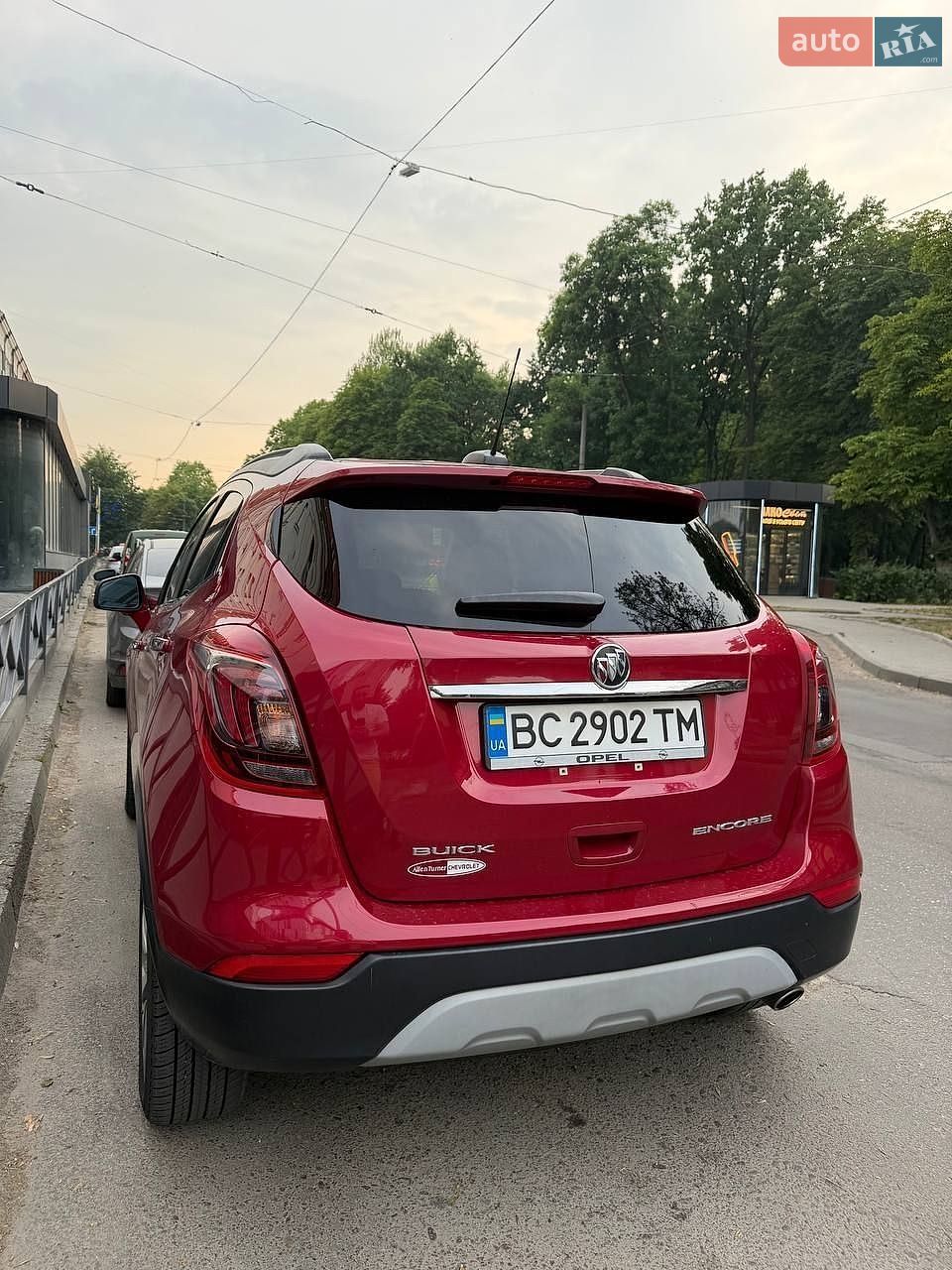 Buick Encore 2018 VIN KL4CJASB7JB712925 фото оголошення 10 з 22