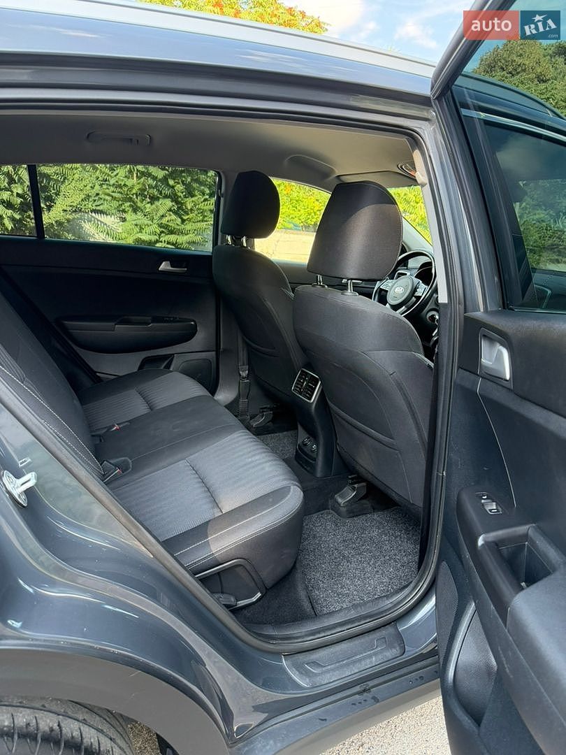 Kia Sportage 2019 VIN U5YPG814BLL787796 фото оголошення 31 з 34