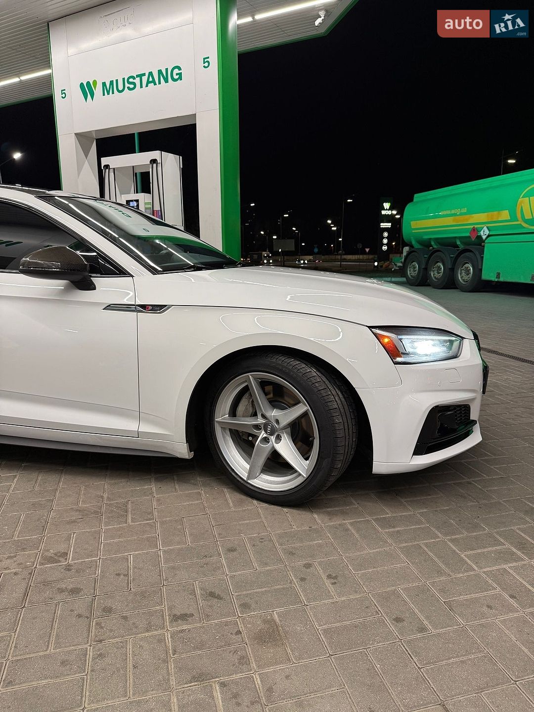 Audi A5 Sportback 2019 VIN WAUDNCF50KA096603 фото оголошення 4 з 26