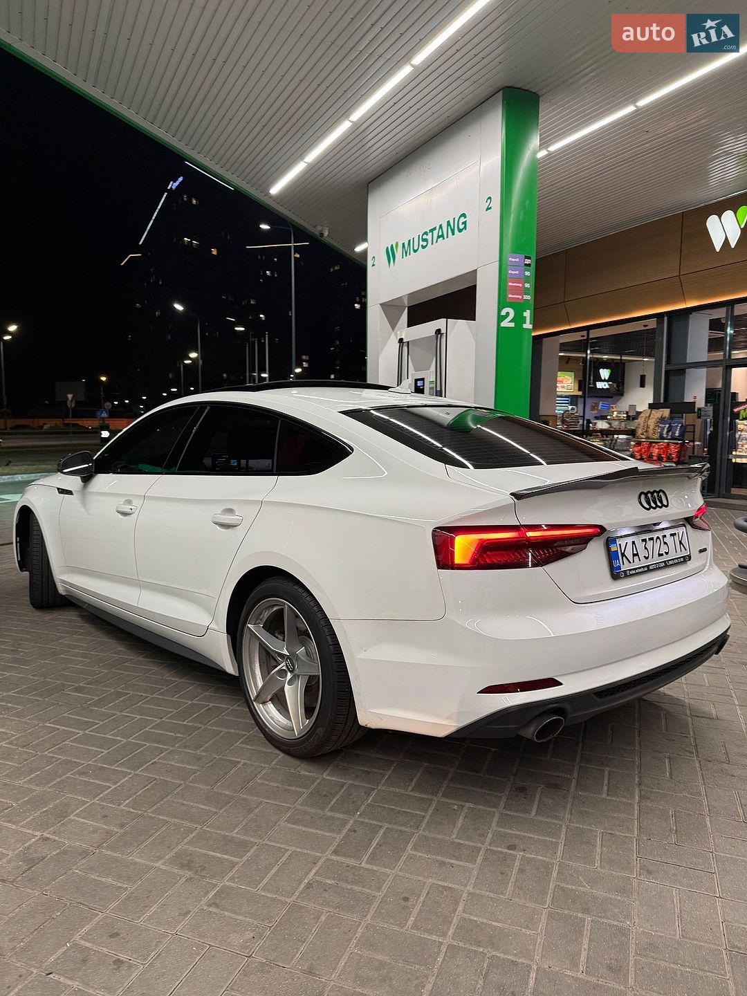 Audi A5 Sportback 2019 VIN WAUDNCF50KA096603 фото оголошення 10 з 26