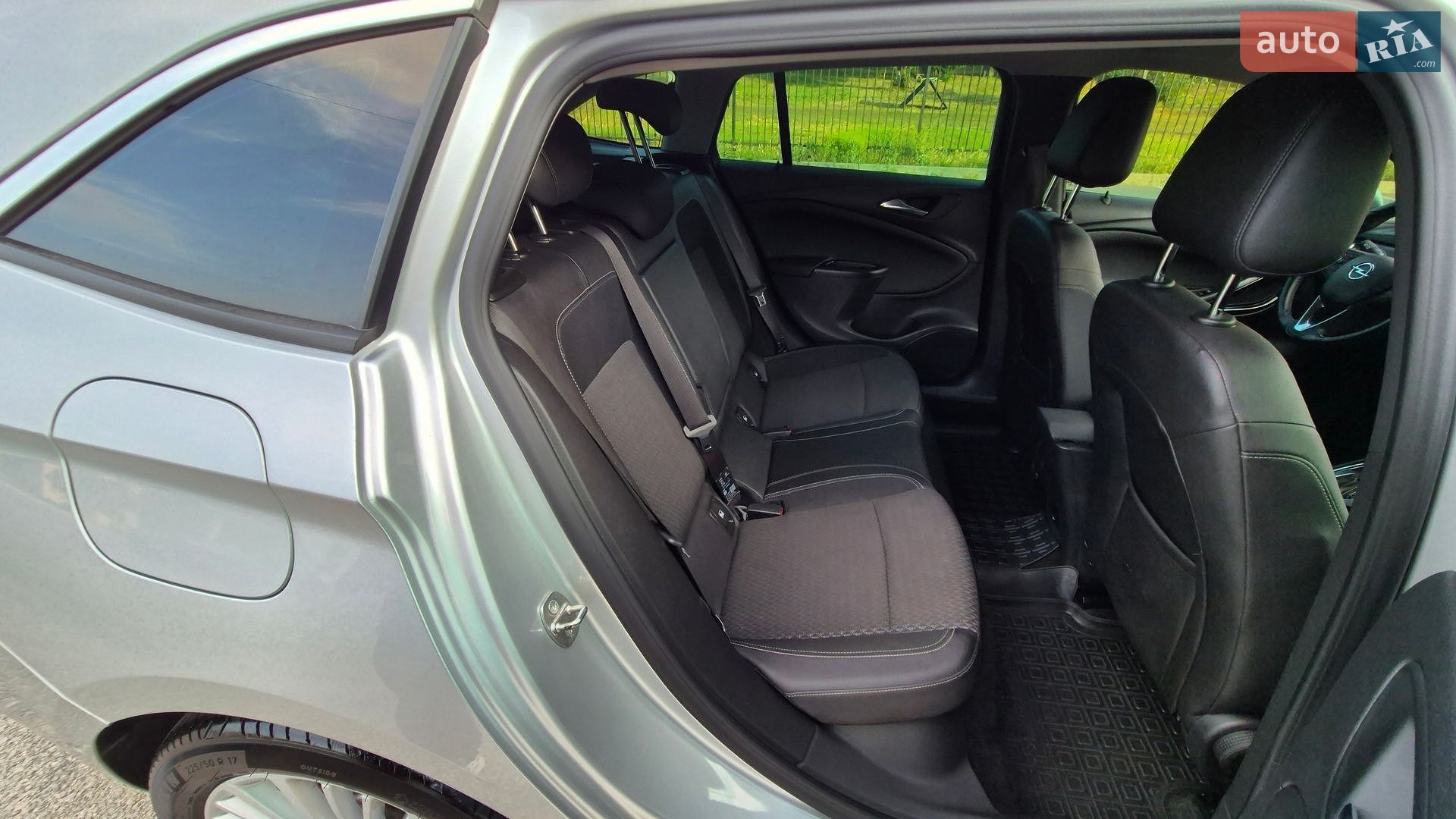 Opel Astra 2017 VIN W0LBE8EG7H8053532 фото оголошення 7 з 35