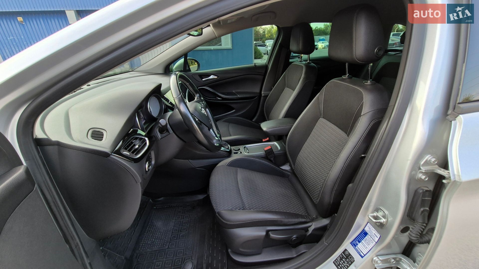 Opel Astra 2017 VIN W0LBE8EG7H8053532 фото оголошення 8 з 35