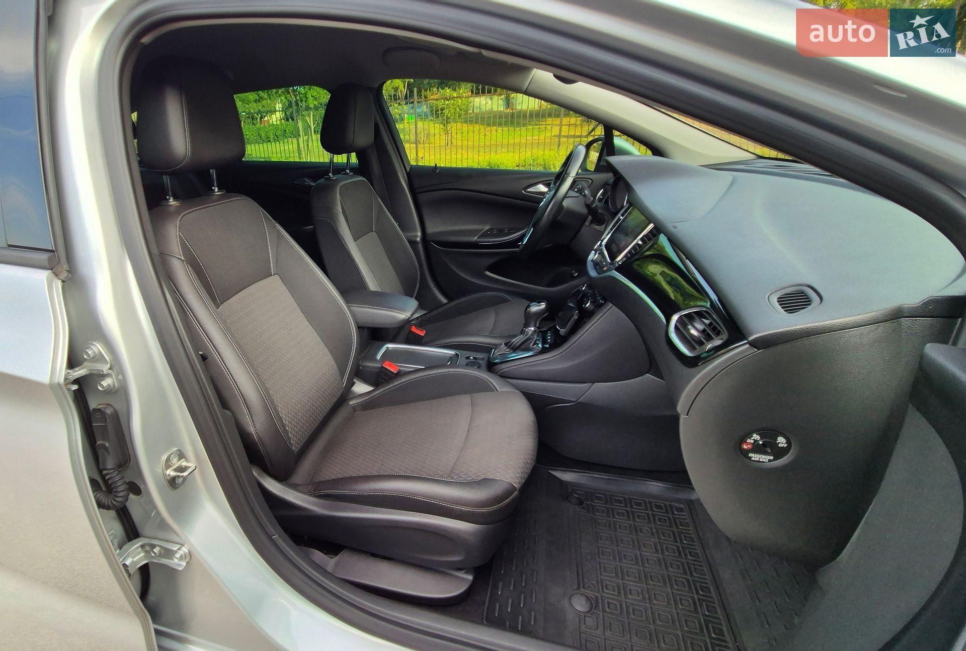 Opel Astra 2017 VIN W0LBE8EG7H8053532 фото оголошення 10 з 35
