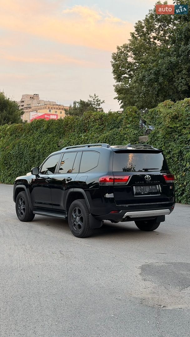 Toyota Land Cruiser 2023 VIN JTMAAABJ604040332 фото оголошення 6 з 21