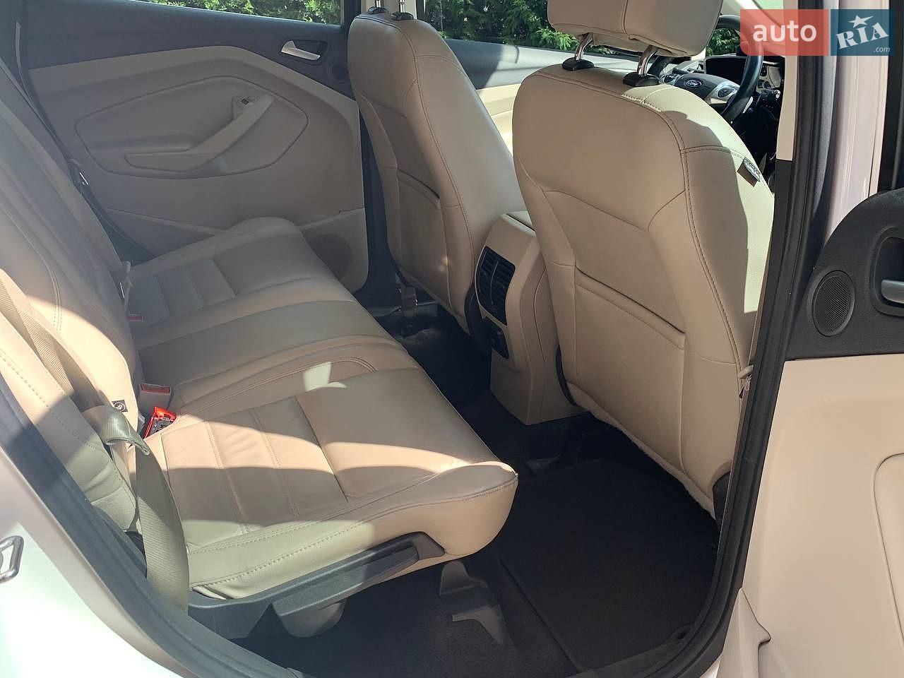 Ford C-Max 2017 VIN 1FADP5DU7HL116450 фото оголошення 2 з 14
