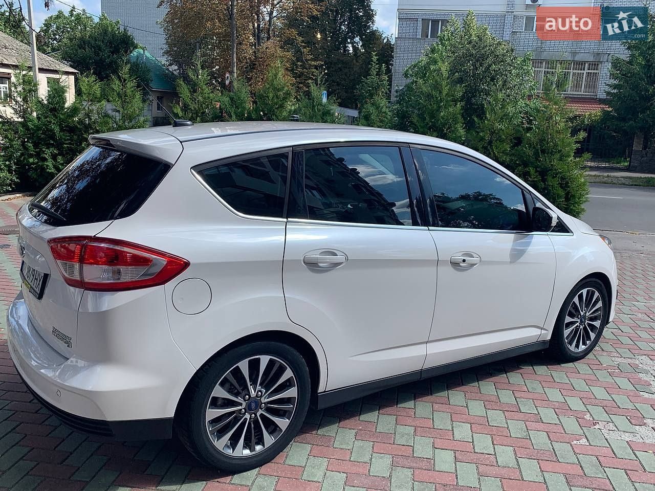 Ford C-Max 2017 VIN 1FADP5DU7HL116450 фото оголошення 12 з 14