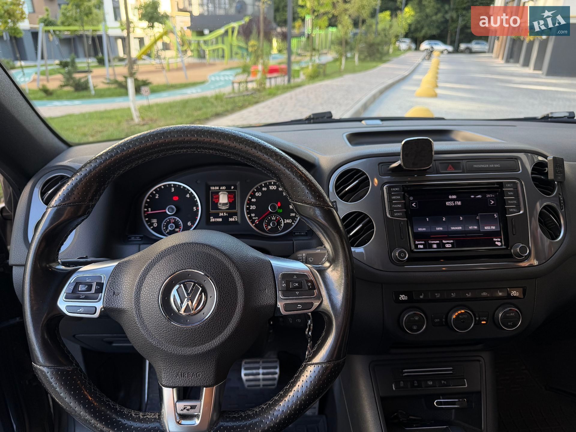 Volkswagen Tiguan 2015 VIN WVGZZZ5NZGW523505 фото оголошення 17 з 29