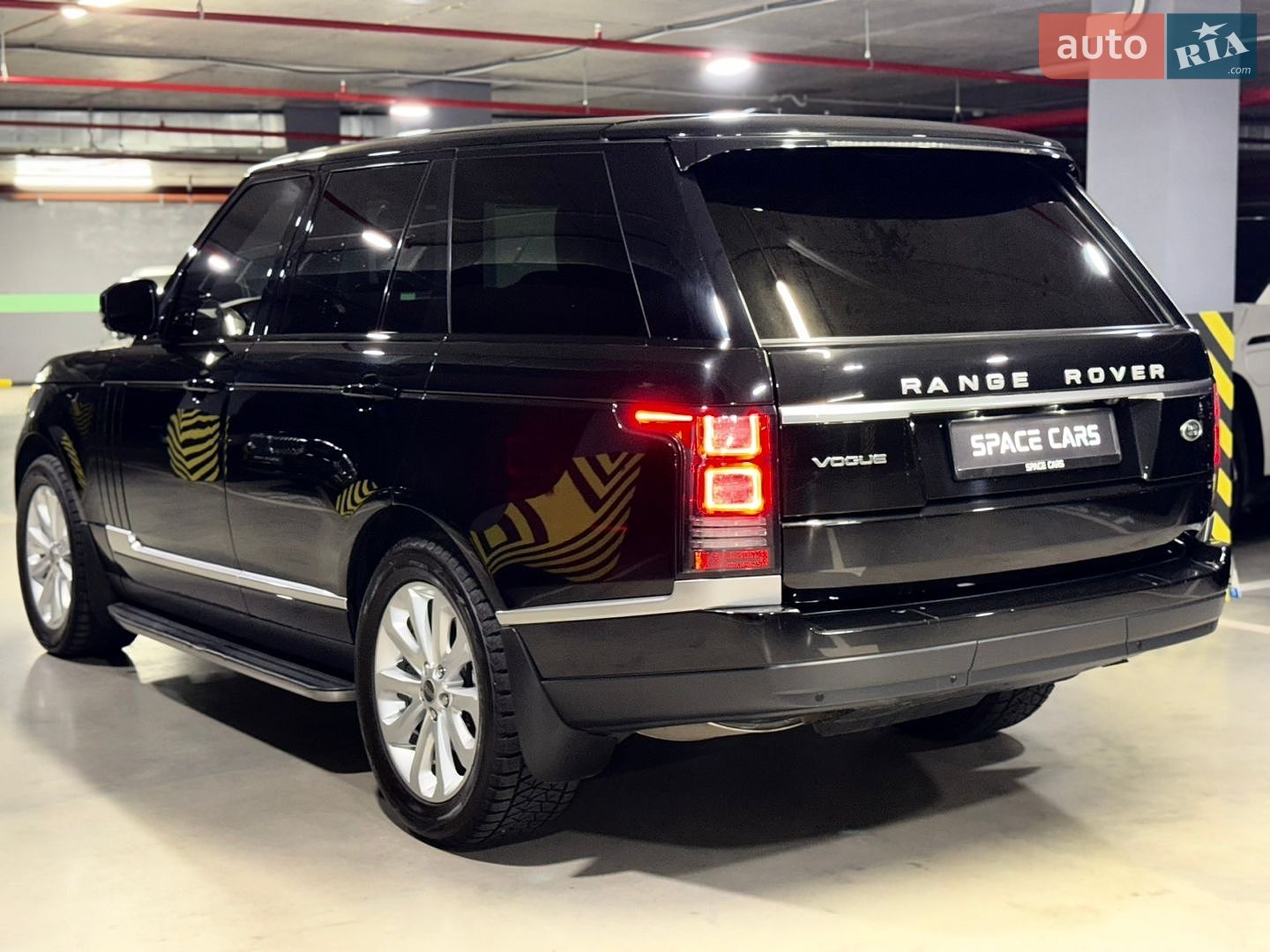 Land Rover Range Rover 2013 VIN SALGA2FF8EA140083 фото оголошення 17 з 44