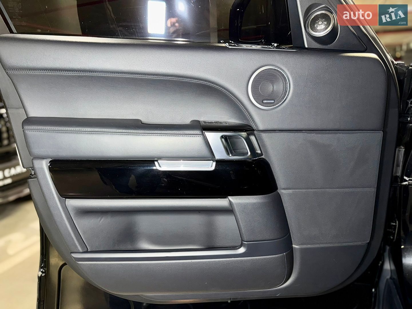Land Rover Range Rover 2013 VIN SALGA2FF8EA140083 фото оголошення 24 з 44