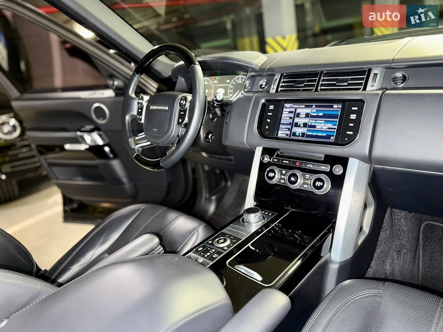 Land Rover Range Rover 2013 VIN SALGA2FF8EA140083 фото оголошення 38 з 44