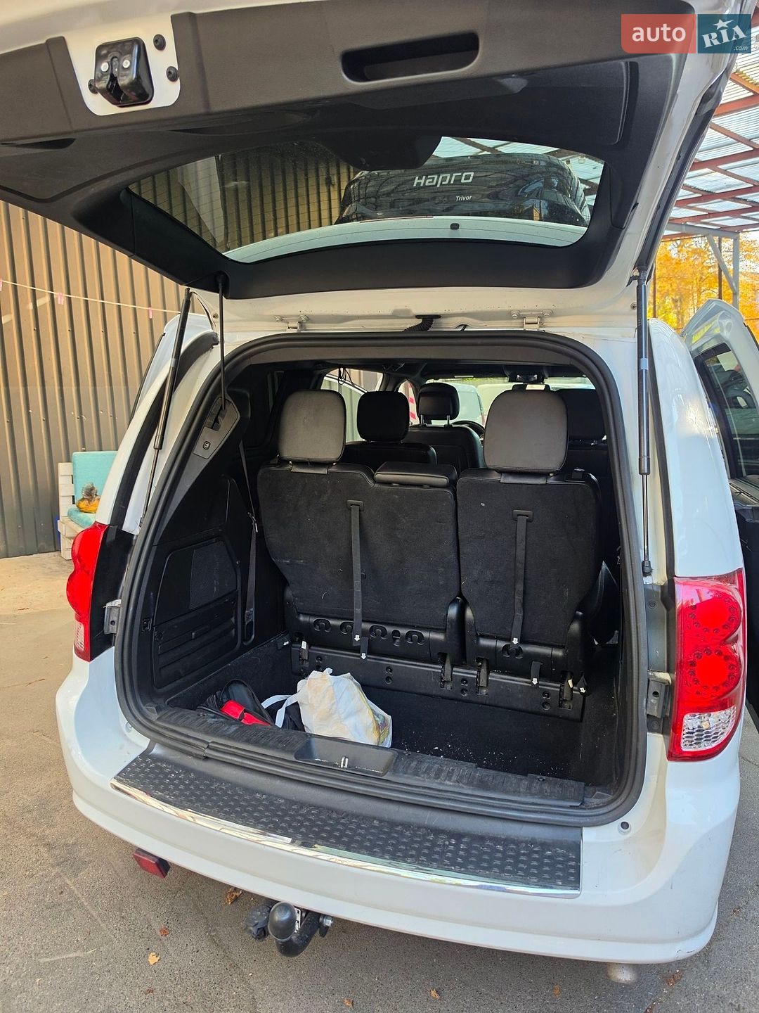 Dodge Grand Caravan 2019 VIN 2C4RDGEG0KR724516 фото оголошення 11 з 13