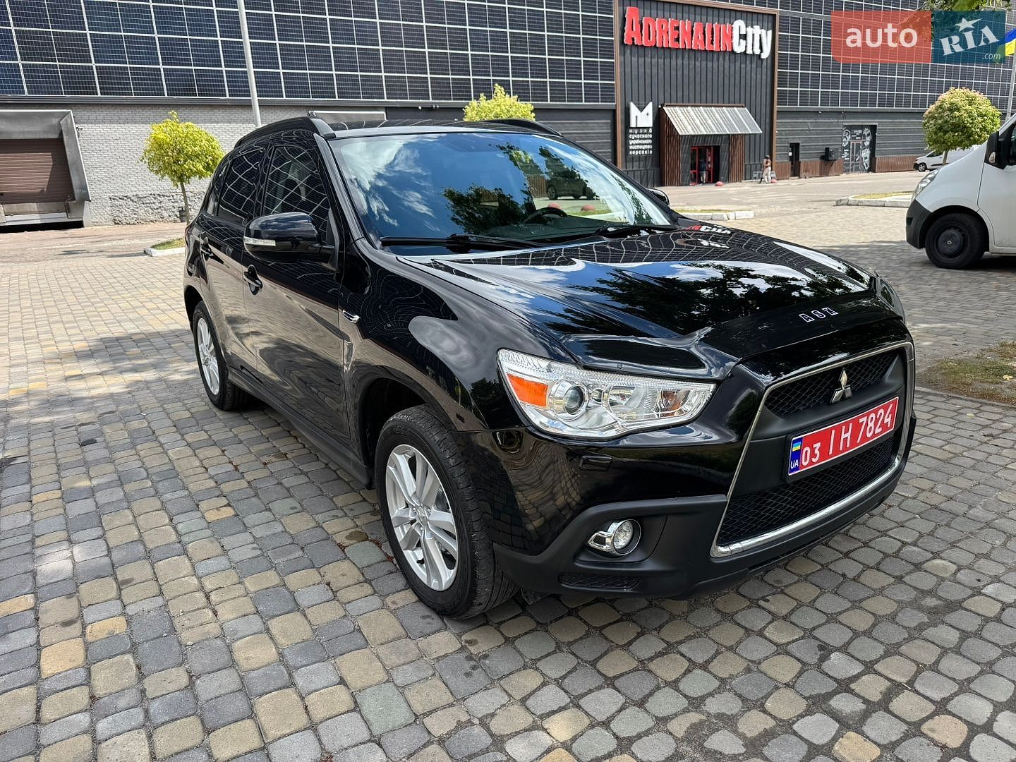 Mitsubishi ASX 2012 VIN JMBXNGA1WBZ025922 фото оголошення 2 з 34