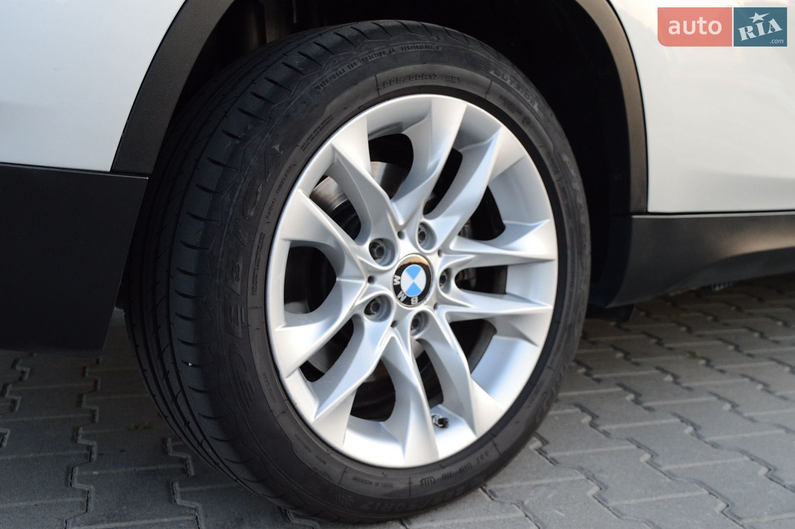 BMW X1 2015 VIN WBAVL1C52FVY33673 фото оголошення 14 з 37