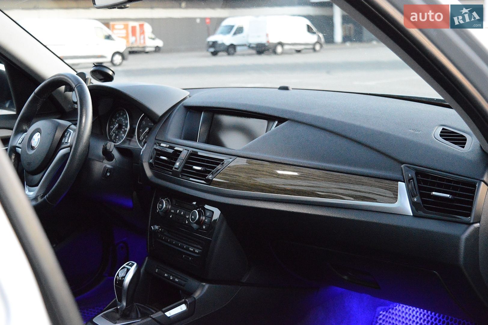 BMW X1 2015 VIN WBAVL1C52FVY33673 фото оголошення 17 з 37