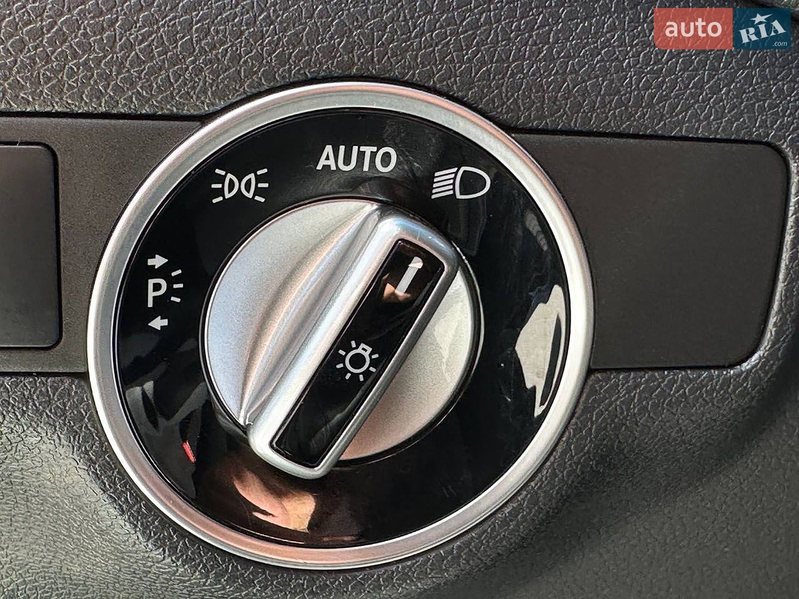 Mercedes-Benz CLA-Class 2015 VIN WDDSJ4GB1FN189599 фото оголошення 17 з 27
