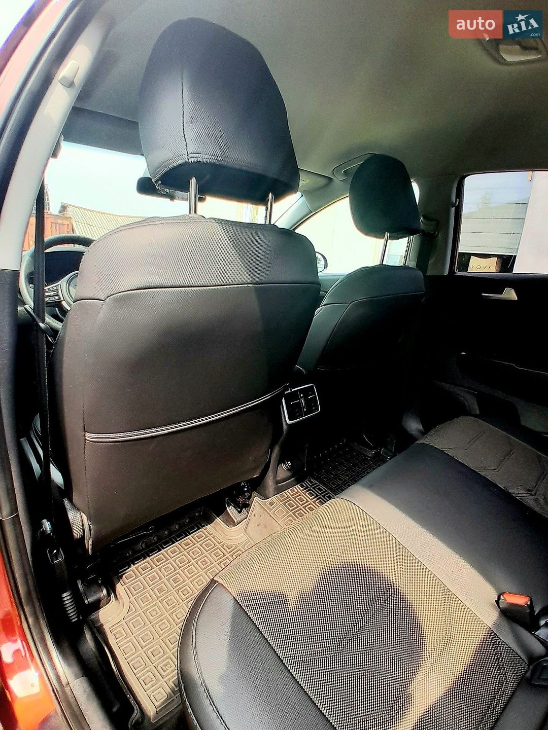 Kia Sportage 2020 VIN U5YPG814AML980979 фото оголошення 12 з 23